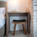 Apartment Vitelli And *