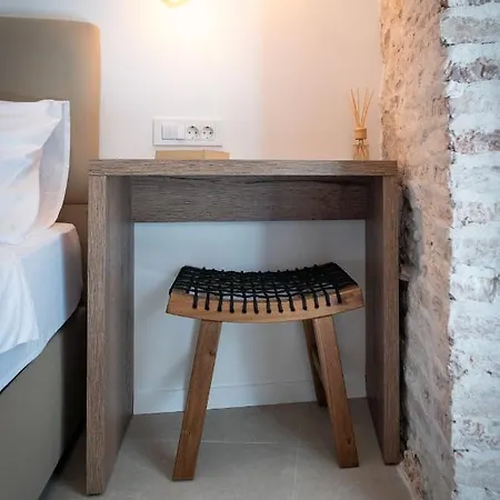 Apartman Vitelli And *